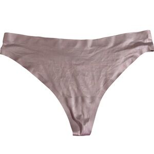 2/$15 VICTORIA’S SECRET Seamless Mauve Spandex Thong L
